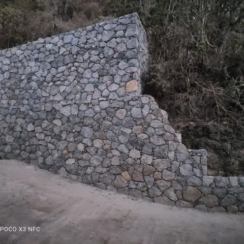 Muros de contención en Fontanales — foto 7